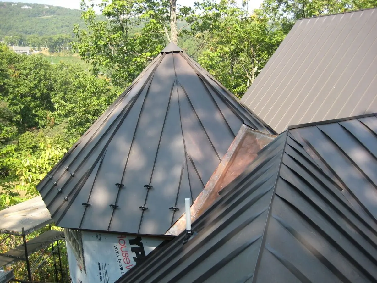 Professional Gutter Cleaning by Craftsman Roofing in Corte Madera